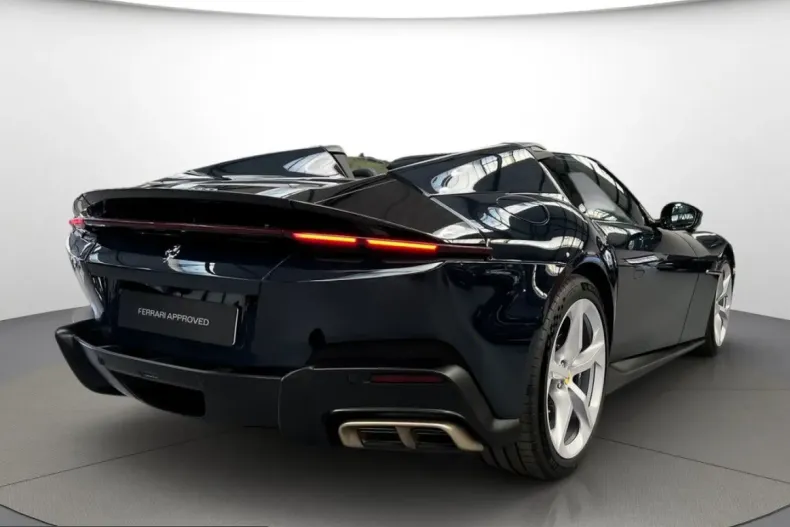 Ferrari 12Cilindri din 2025 cu 3.030 km - oferta FER237200 - foto 2