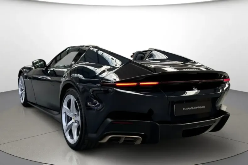 Ferrari 12Cilindri din 2025 cu 3.030 km - oferta FER237200 - foto 18