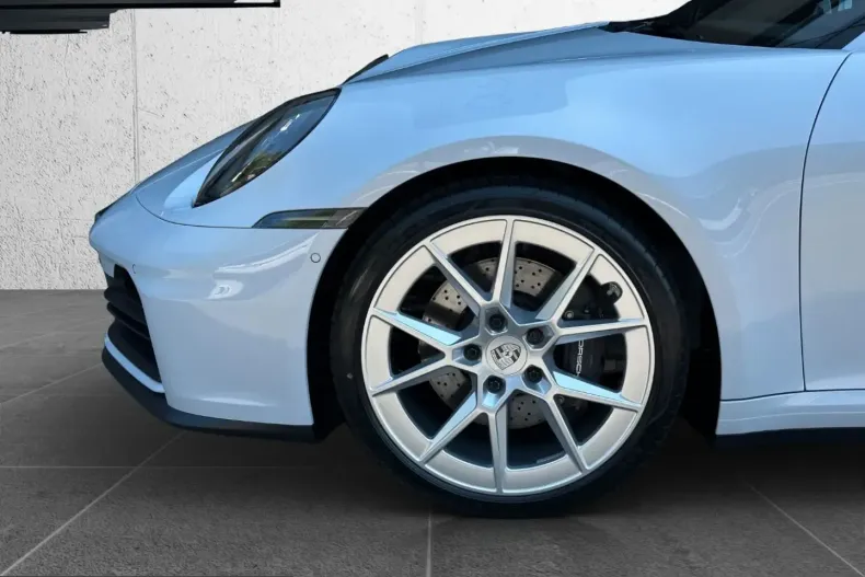 Porsche 992 din 2024 cu 3.800 km - oferta POR237203 - foto 6