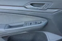 Volkswagen Golf din 2024 cu 33.047 km - oferta VOL237207 - foto 14
