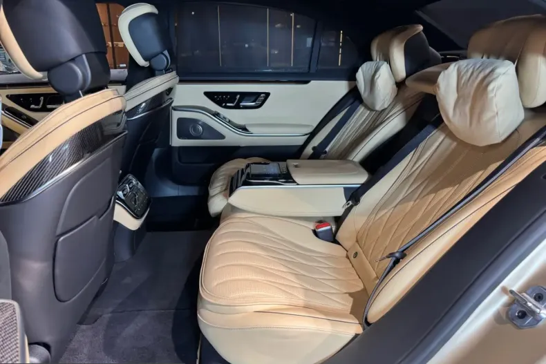 Mercedes-Benz S 63 AMG (Clasa S) din 2024 cu 25.331 km - oferta MER237217 - foto 16