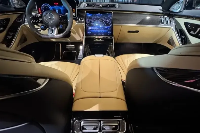 Mercedes-Benz S 63 AMG (Clasa S) din 2024 cu 25.331 km - oferta MER237217 - foto 21