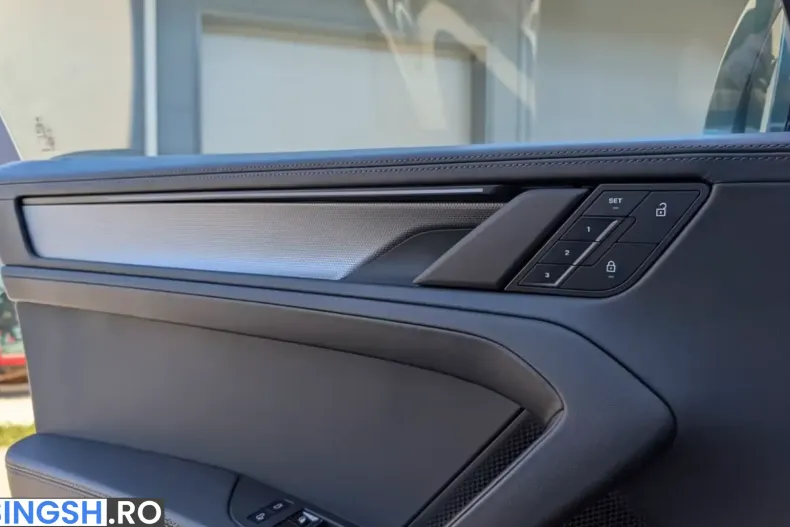 Porsche Cayenne din 2026 cu 51 km - oferta POR237228 - foto 18
