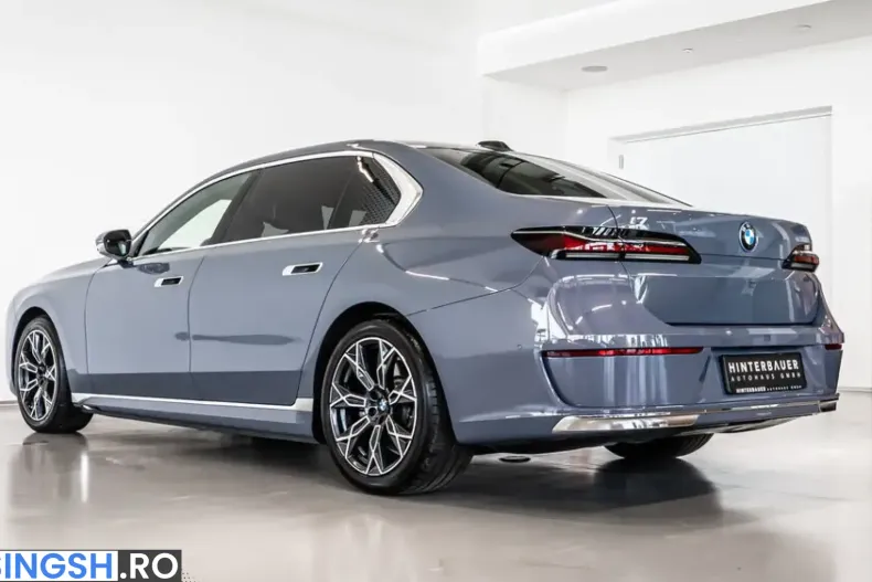 BMW i7 (Seria 7) din 2024 cu 6.746 km - oferta BMW237230 - foto 8