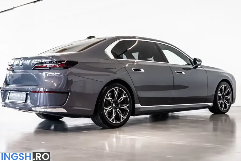 BMW i7 (Seria 7) din 2024 cu 6.746 km - oferta BMW237230 - foto 9