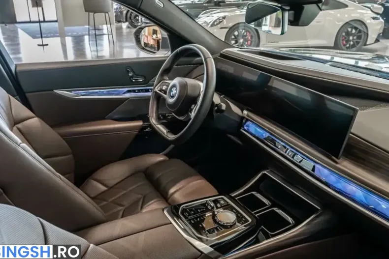 BMW i7 (Seria 7) din 2024 cu 6.746 km - oferta BMW237230 - foto 17