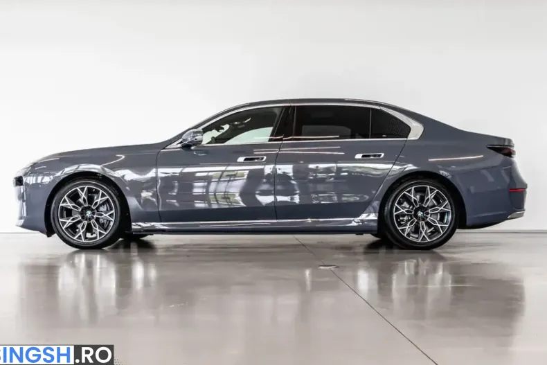 BMW i7 (Seria 7) din 2024 cu 6.746 km - oferta BMW237230 - foto 24