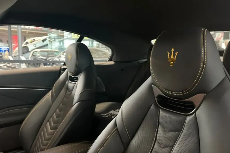 Maserati GranCabrio din 2024 cu 12.540 km - oferta MAS237245 - foto 5