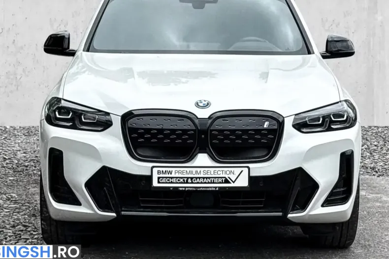 BMW iX3 (Seria X) din 2024 cu 44.400 km - oferta BMW237258 - foto 1