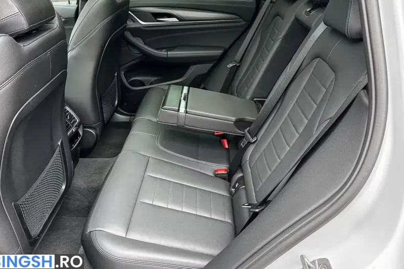 BMW iX3 (Seria X) din 2024 cu 44.400 km - oferta BMW237258 - foto 9