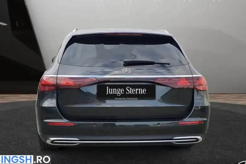 Mercedes-Benz E 220 (Clasa E) din 2025 cu 29.983 km - oferta MER237262 - foto 5
