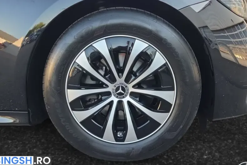 Mercedes-Benz E 220 (Clasa E) din 2025 cu 11.787 km - oferta MER237263 - foto 7