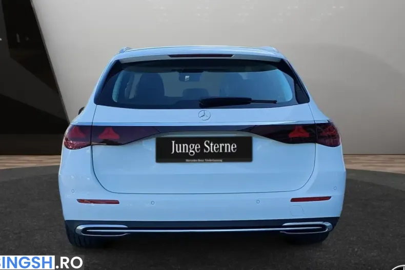 Mercedes-Benz E 220 (Clasa E) din 2025 cu 11.379 km - oferta MER237266 - foto 5