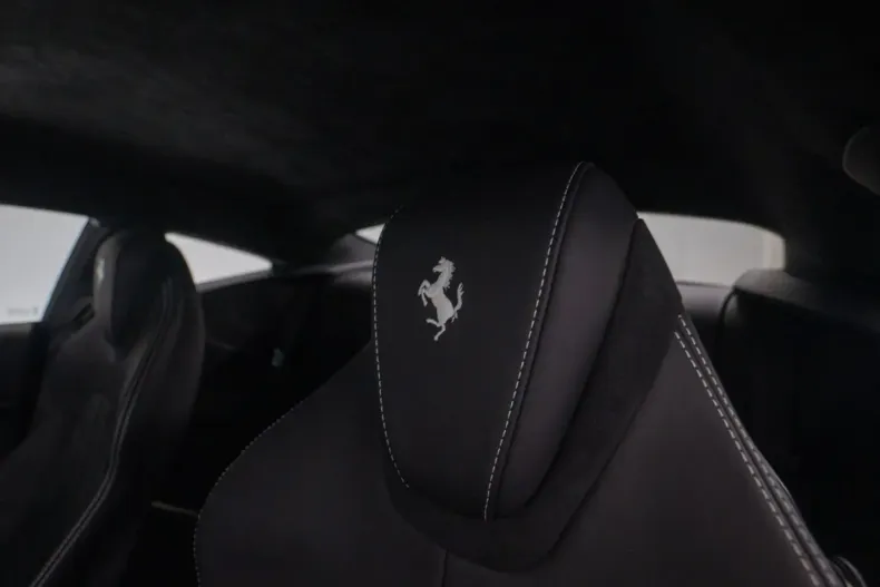 Ferrari Roma din 2021 cu 1.300 km - oferta FER237286 - foto 27