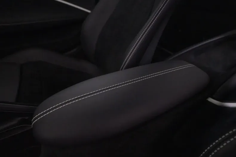 Ferrari Roma din 2021 cu 1.300 km - oferta FER237286 - foto 29