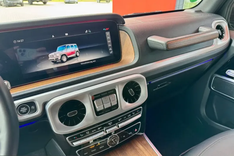 Mercedes-Benz G 400 (Clasa G) din 2023 cu 18.050 km - oferta MER237291 - foto 20