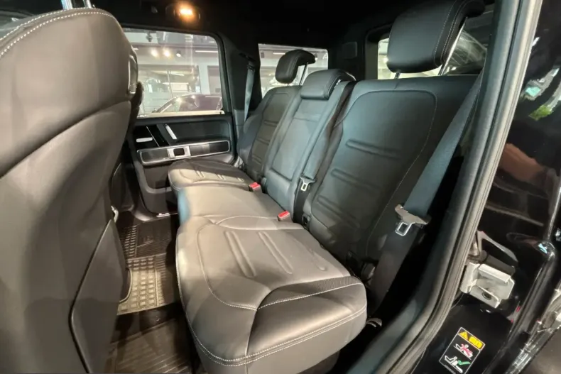 Mercedes-Benz G 400 (Clasa G) din 2023 cu 81.000 km - oferta MER237292 - foto 9