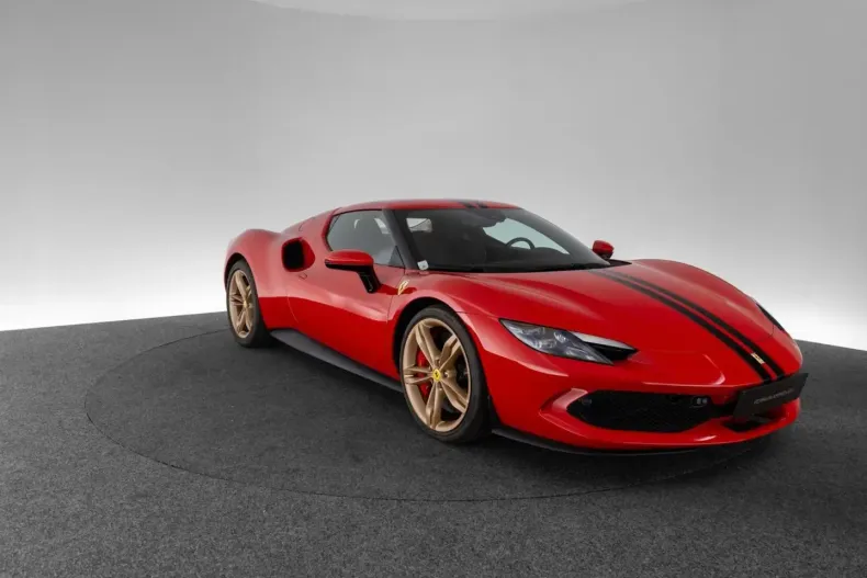 Ferrari 296 GTB din 2023 cu 6.000 km - oferta FER237294 - foto 3