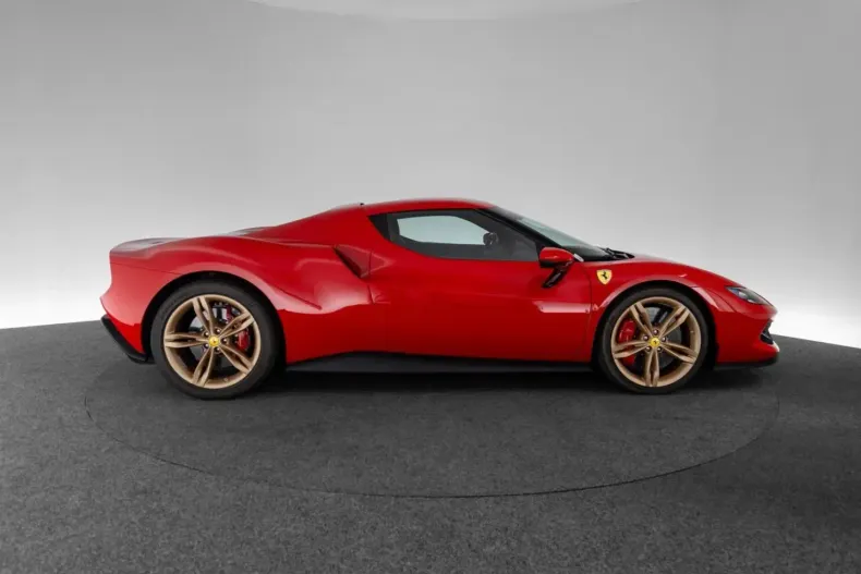 Ferrari 296 GTB din 2023 cu 6.000 km - oferta FER237294 - foto 4