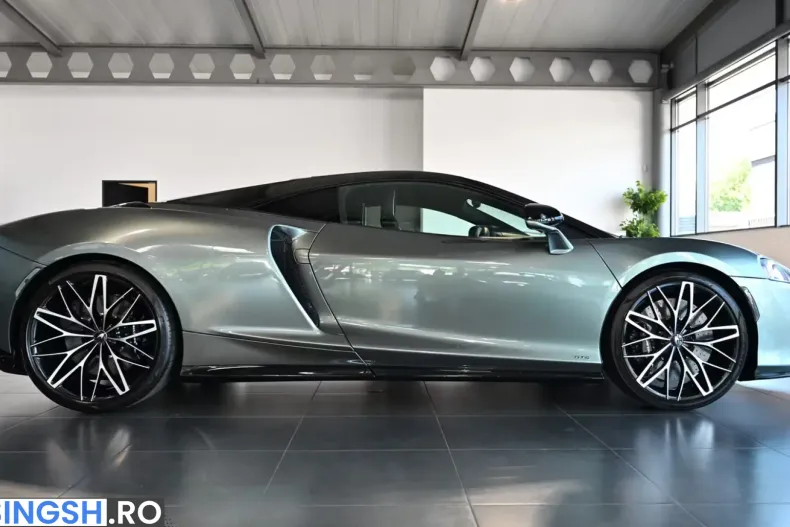 McLaren GTS din 2026 cu 2.100 km - oferta MCL237295 - foto 9