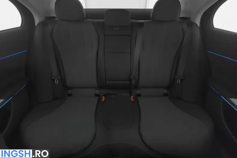 Mercedes-Benz E 220 (Clasa E) din 2025 cu 21.281 km - oferta MER237297 - foto 13
