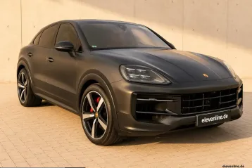 Porsche Cayenne din 2023 - oferta POR237299