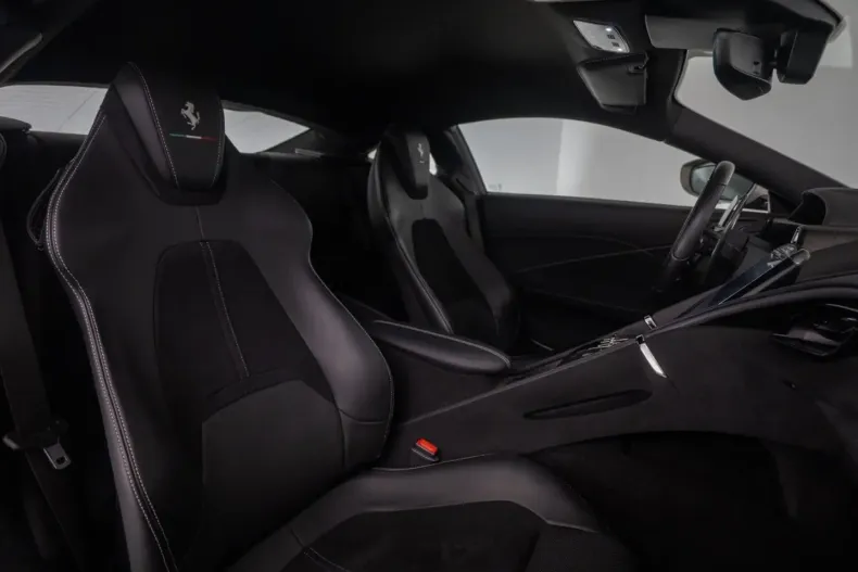 Ferrari Roma din 2023 cu 20.500 km - oferta FER237301 - foto 40