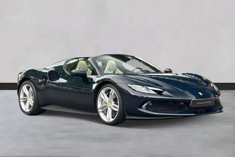 Ferrari 296 GTS din 2024 cu 12.300 km - oferta FER237302 - foto 5