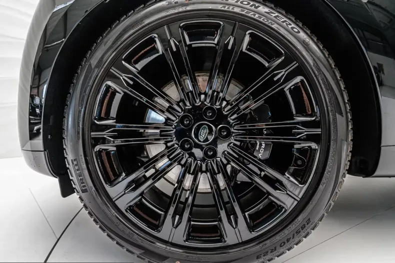 Land Rover Range Rover din 2026 cu 51 km - oferta LAN237308 - foto 4
