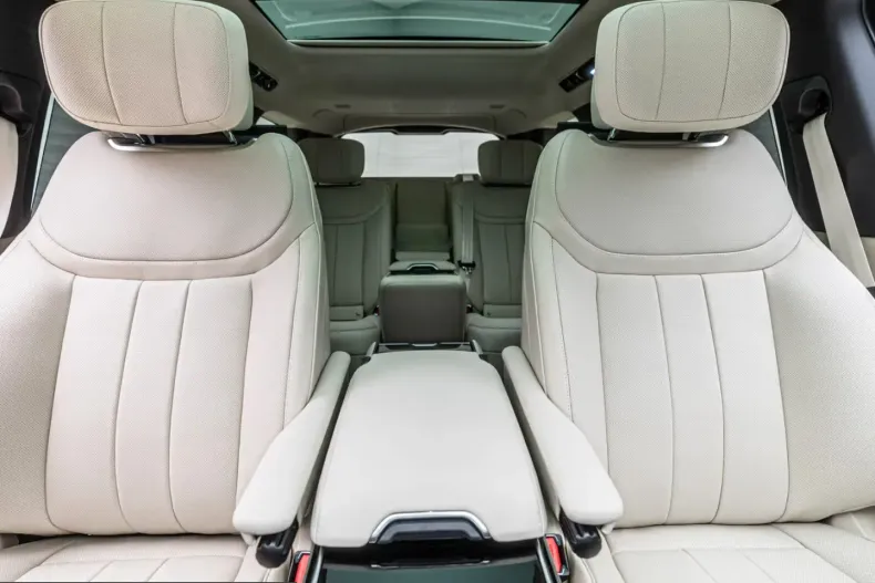 Land Rover Range Rover din 2026 cu 51 km - oferta LAN237308 - foto 17
