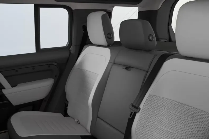 Land Rover Defender din 2026 cu 51 km - oferta LAN237312 - foto 7
