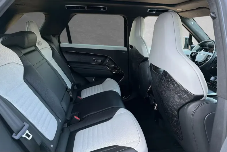 Land Rover Range Rover Sport din 2026 cu 51 km - oferta LAN237313 - foto 9