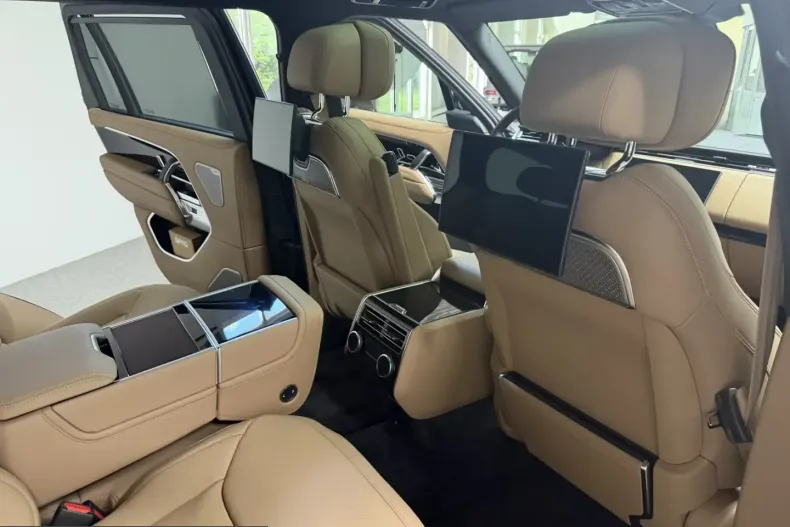Land Rover Range Rover din 2026 cu 51 km - oferta LAN237314 - foto 13
