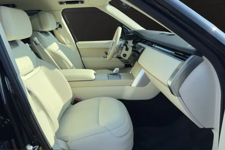 Land Rover Range Rover din 2026 cu 51 km - oferta LAN237318 - foto 9