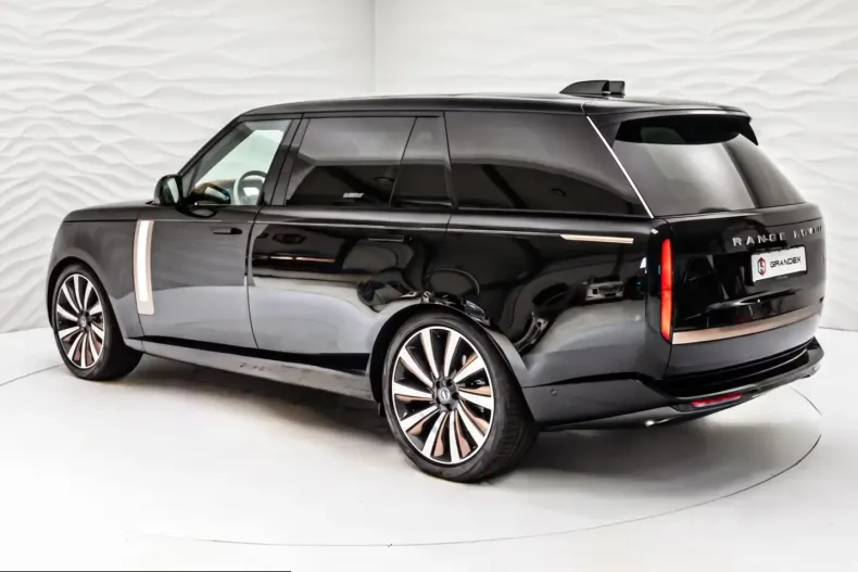 Land Rover Range Rover din 2026 cu 51 km - oferta LAN237320 - foto 2