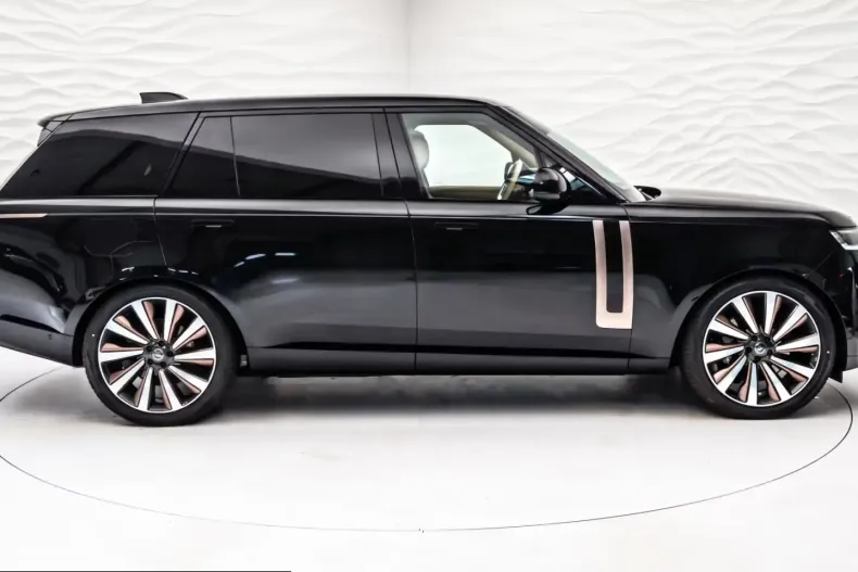 Land Rover Range Rover din 2026 cu 51 km - oferta LAN237320 - foto 8