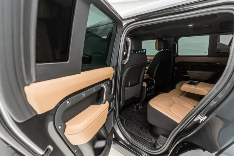 Land Rover Defender din 2026 cu 51 km - oferta LAN237325 - foto 22