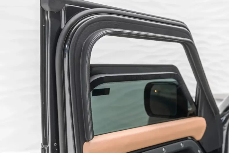 Land Rover Defender din 2026 cu 51 km - oferta LAN237325 - foto 34