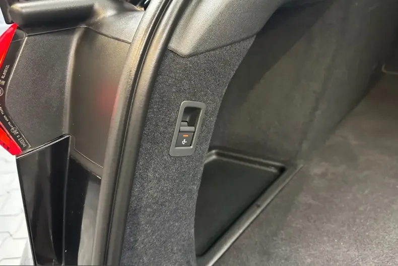 Audi A6 din 2025 cu 27.000 km - oferta AUD237330 - foto 10