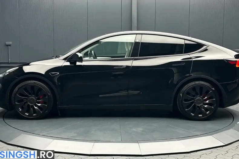 Tesla Model Y din 2024 cu 35.000 km - oferta TES237333 - foto 4