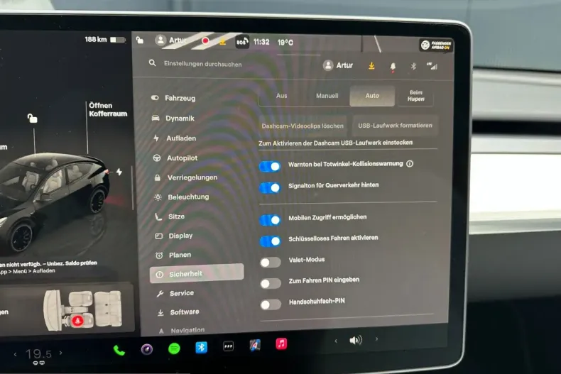 Tesla Model Y din 2024 cu 35.000 km - oferta TES237333 - foto 27