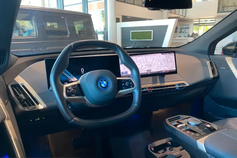 BMW iX din 2022 cu 49.987 km - oferta BMW237345 - foto 4