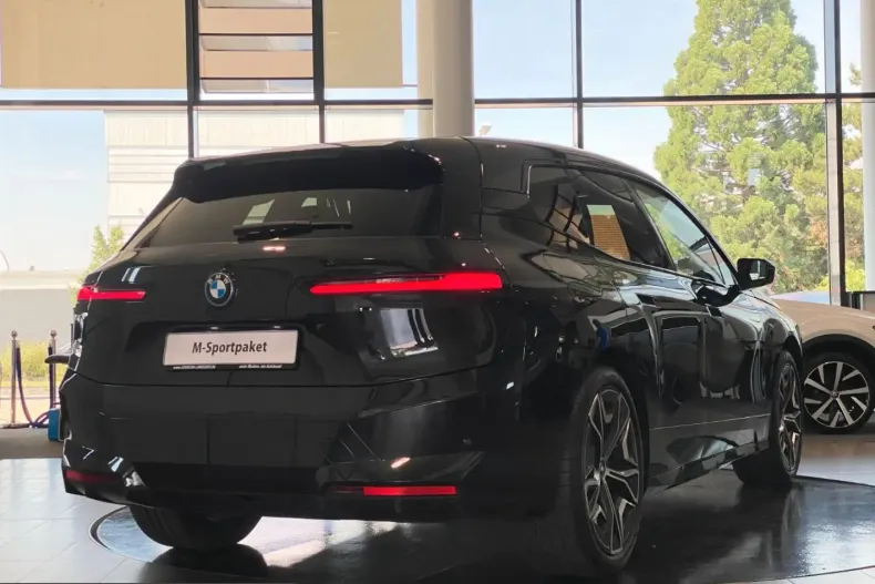 BMW iX din 2022 cu 49.987 km - oferta BMW237345 - foto 23