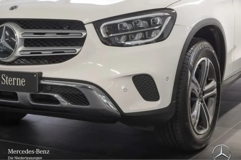 Mercedes-Benz GLC 300 (Clasa GLC) din 2022 cu 63.812 km - oferta MER237348 - foto 4