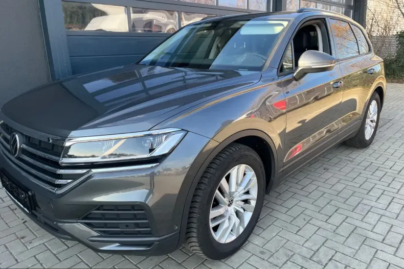 Volkswagen Touareg din 2025 cu 25.500 km - oferta VOL237350 - foto 3