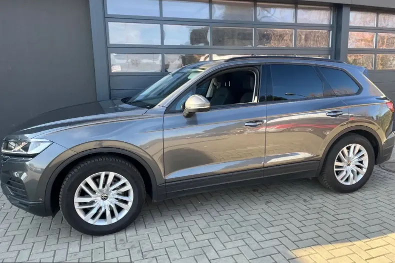 Volkswagen Touareg din 2025 cu 25.500 km - oferta VOL237350 - foto 4