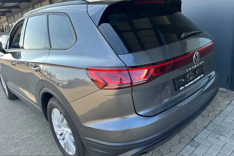 Volkswagen Touareg din 2025 cu 25.500 km - oferta VOL237350 - foto 12