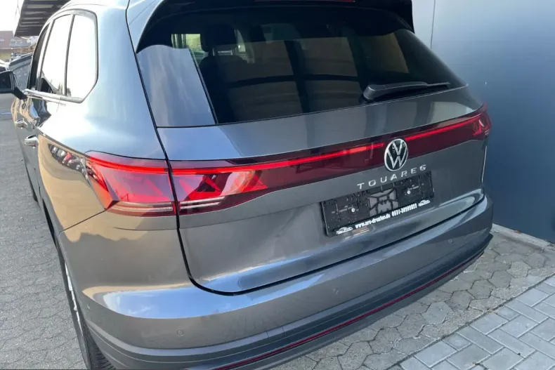 Volkswagen Touareg din 2025 cu 25.500 km - oferta VOL237350 - foto 13