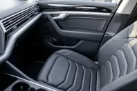 Volkswagen Touareg din 2021 cu 25.979 km - oferta VOL237352 - foto 10