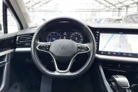 Volkswagen Touareg din 2023 cu 30.404 km - oferta VOL237354 - foto 10
